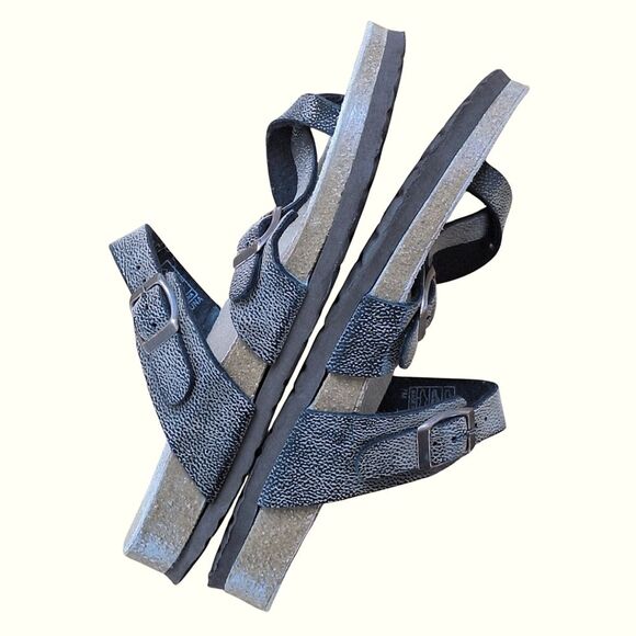 Cushionaire Luna Brown Strappy Comfort Sandals Leather Cork Footbed Women's 7M - Picture 10 of 16